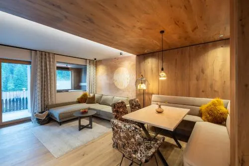 PRIVATE HOMES Alpin Spa Apartments in Tux, Österreich