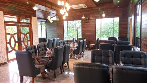 Bar/lounge, Ri Shat Sngi Orchid Resort in Umsning