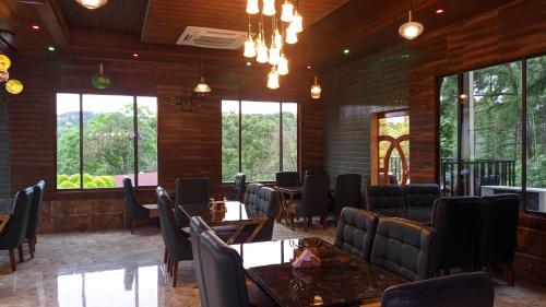 Bar/lounge, Ri Shat Sngi Orchid Resort in Umsning