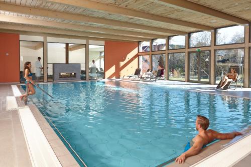 Swimming pool, Michels Wohlfuhlhotel in Schalkenmehren