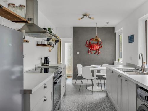 Spacious Whistable Haven Pass the Keys Spacious Whistable Haven Pass the Keys