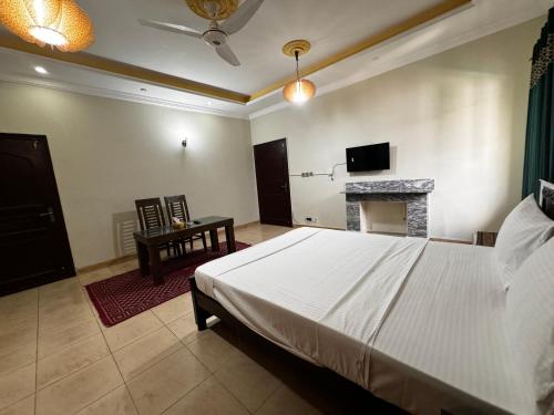 Mashal Inn Guest House - image 11