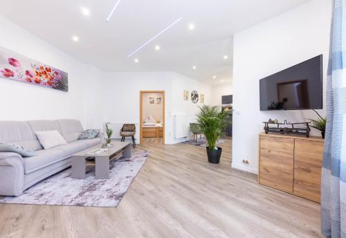 共用Lounge/電視區, NEU I Ferienwohnung Jasmin in 安德納赫