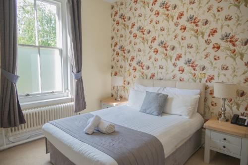 Woodland Manor Hotel - image 3