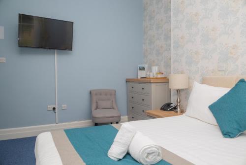 Woodland Manor Hotel - image 11