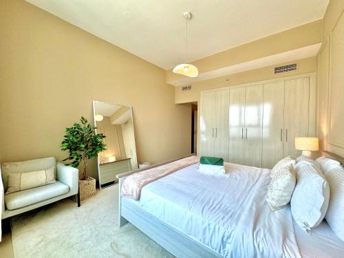 Urban Oasis Stylish JLT Apartment with Lake Views, Dubaj (fotografie 7)