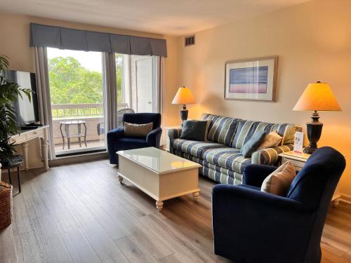 Ketch Court 893 Ketch Court 893