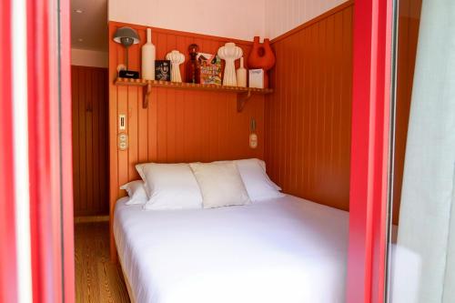 1 double bed