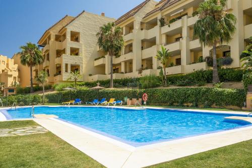 Apartment with Terrace image 8