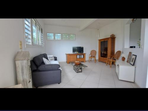 Studio Ste anne près des spots de surf (Studio Ste anne pres des spots de surf) in เบราร์ด