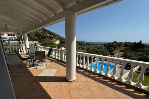 Villa Karras in Psili Ammos