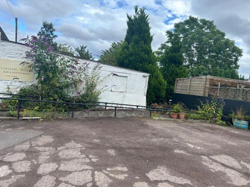 Tayview Hotel - image 14