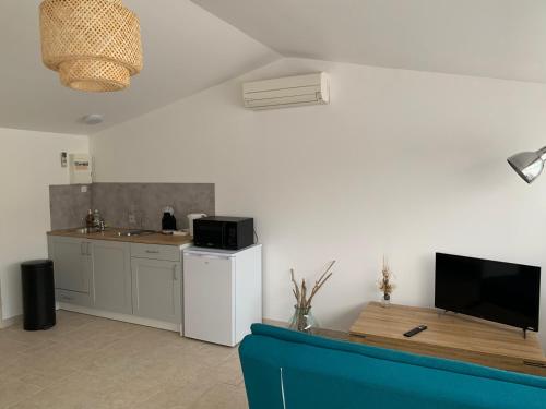 Studio le soleil couchant in Saint-Saturnin-les-Avignon