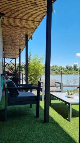 B&B Botel Charlie - main image