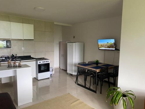 Flat Condominio Topo da Montanha 507 fica a 5km do centro in Cha Grande