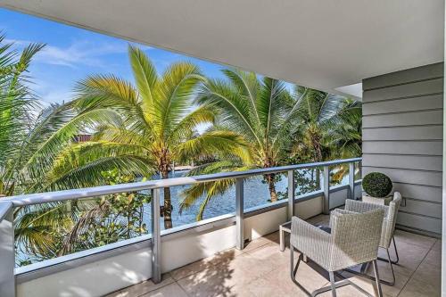 King Suite balcony water views-Hosted by Sweetstay King Suite balcony water views-Hosted by Sweetstay