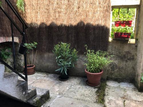 Dārzs, Appartement cosy en centre ville in Semur-en-Auxois