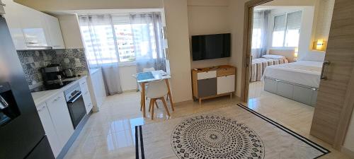 One-Bedroom Apartment image 2