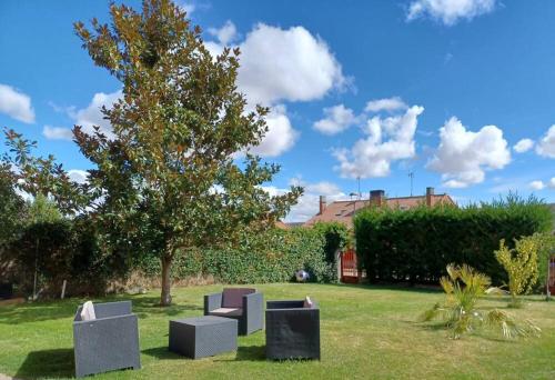 Bajo con jardín y chimenea gîte à louer Albelda de Iregua