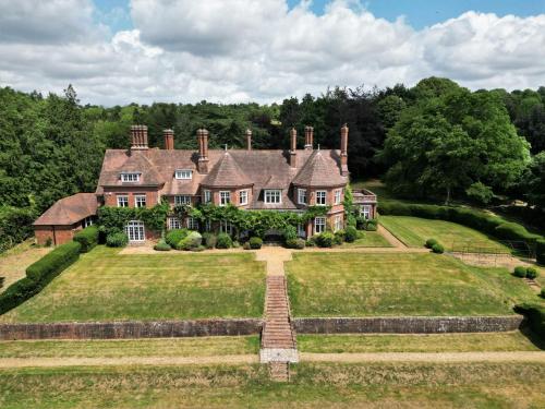 Alward House by Group Retreats gîte à louer Shootend