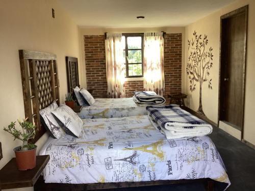 2 double beds