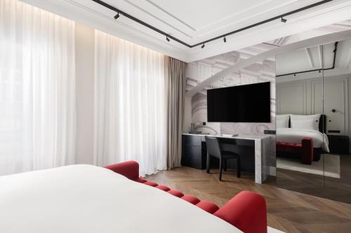 room detail thumbnail 0