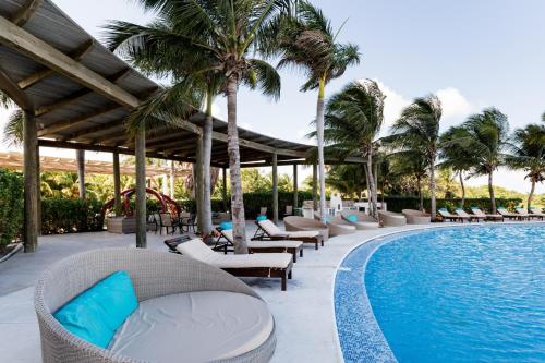 Beach, pool 3BR Apartment - 8 guests, Cancún (Foto 7)
