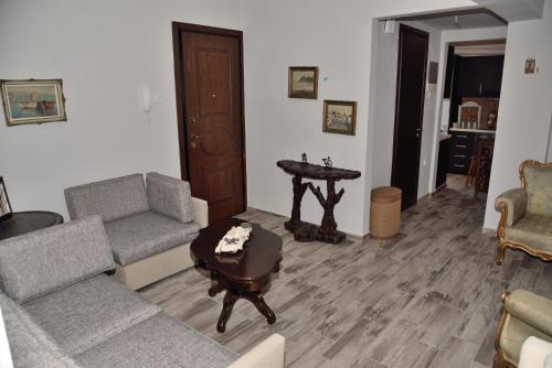 ΜΑΡΙΑ η ΧΑΛΚΙΔΕΑ, Chalcis (photo 6)