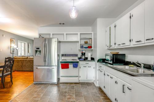 Pet-Friendly Decatur House Near Huntsville! in Decatur