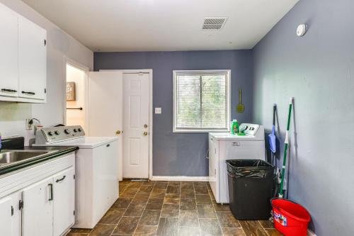 Pet-Friendly Decatur House Near Huntsville! in Decatur