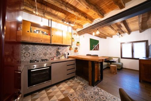 Konyha, Casa Vacanza Vecchia Mura in Cison Di Valmarino
