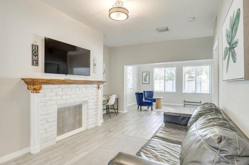Ft Lauderdale Home Ideal for Work, Leisure and Fun!