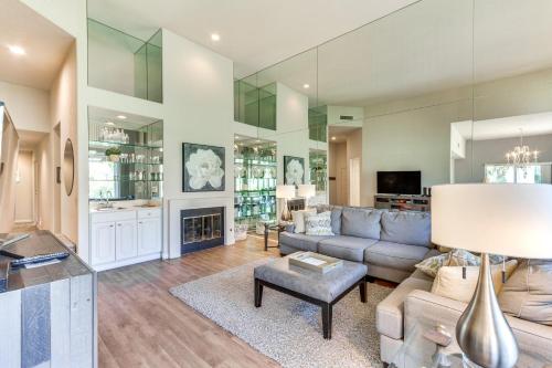 PGA West Home with Jacuzzi Less Than 3 Miles to Coachella! - image 10