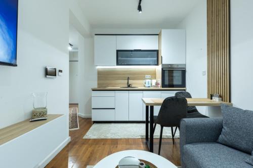 Ultra modern 1-bedroom apartment with free garage - Sarajevo Ultra modern 1-bedroom apartment with free garage - Sarajevo
