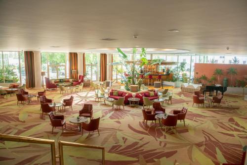 ผับ/เลาจน์, โรงแรมโดส เตมปลาริโอส (Hotel Dos Templarios) in โทมาร์