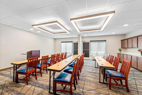 Holiday Inn Express & Suites Sylva / Dillsboro by IHG in Dillsboro, USA