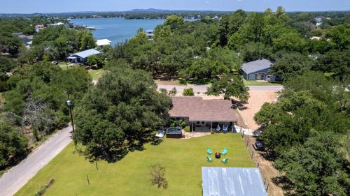 Lake LBJ Pet Friendly Home in Marble Falls, USA