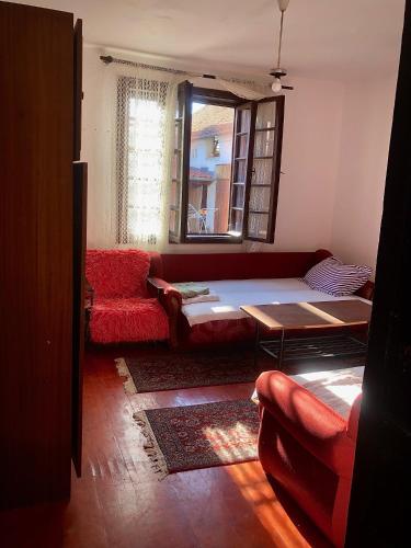 Aurora Stara kuća , 2km od Banje Ždrelo, selo Malo Laole (Aurora Stara kuca , 2km od Banje Zdrelo, selo Malo Laole) in Petrovac Na Mlavi