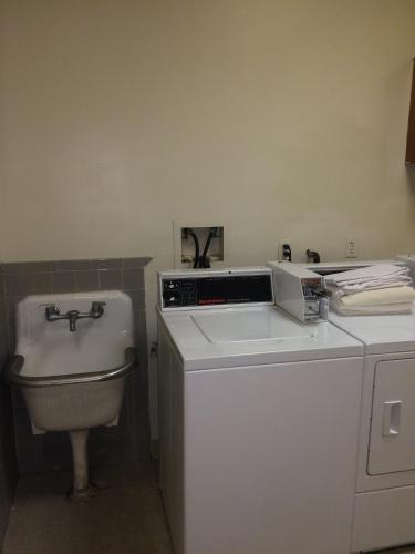 DC International Hostel 1 in Washington, USA
