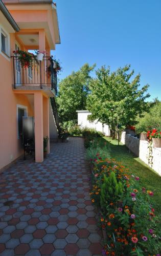 Dārzs, Apartments Darko in Rovinjsko Selo