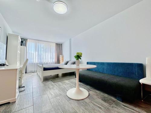 Apartment Střížkov, Прага (фото 2)