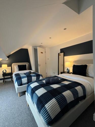 Beautiful home Near River Trent & free off-street parking