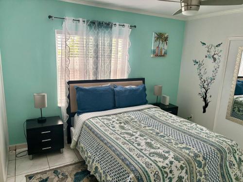 Cozy 2 BR house near Downtown in West Palm Beach, USA