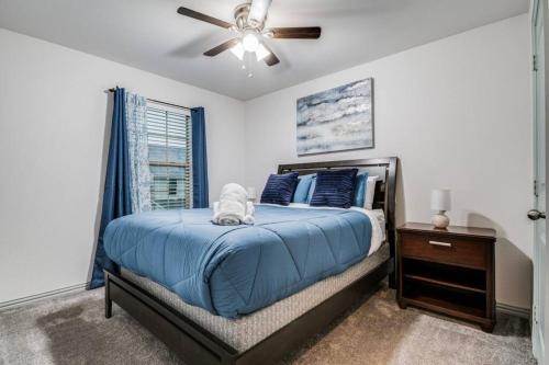 The Comfort Quarters - 2352 in Grand Prairie, USA