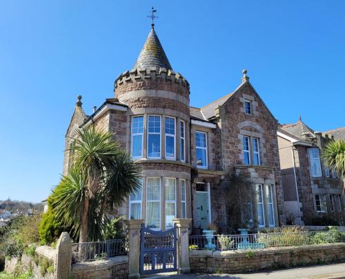 Self-contained 2 bed apartment at Lansdowne chambre d'hôte Camborne