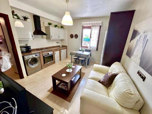  Apartamento con aparcamiento en Cudillero in Cudillero