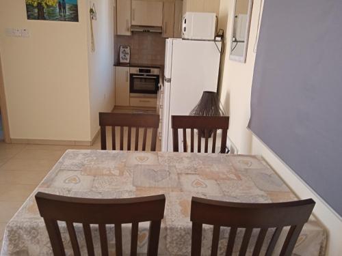 virtuve, Xylophagou Rest and Relax 2 Ayia Napa Larnaca 1 bedroom apartment in Xylophaghou