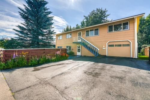 Cozy Apartment Less Than 4 Miles to Downtown Anchorage! - main image