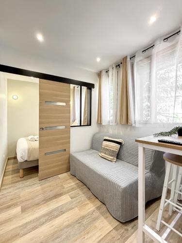 Hoche Apartment - PSG Room Type - One-Bedroom Deluxe Apartment