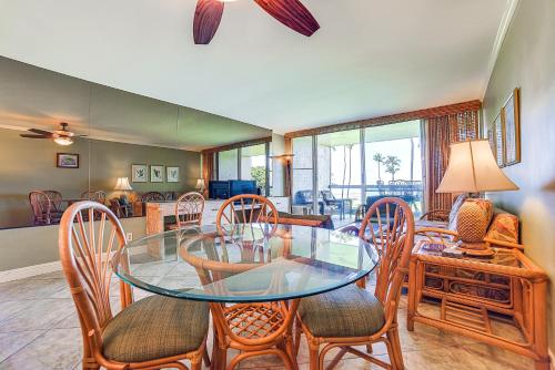 Beachside Kihei Condo with Stunning Views! - image 7